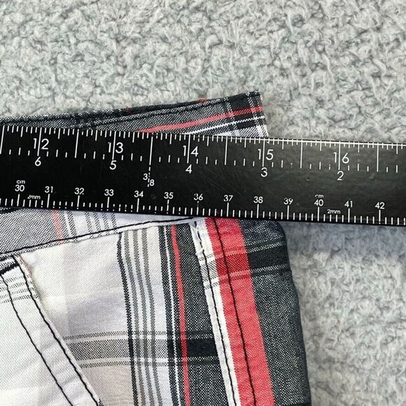 South Pole Shorts Youth 16 Baggy Skater Preppy Hip Hop Plaid Black Red White - Picture 4 of 11